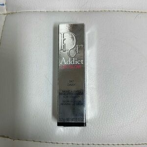 DIOR LIP GLOW IN DAISY